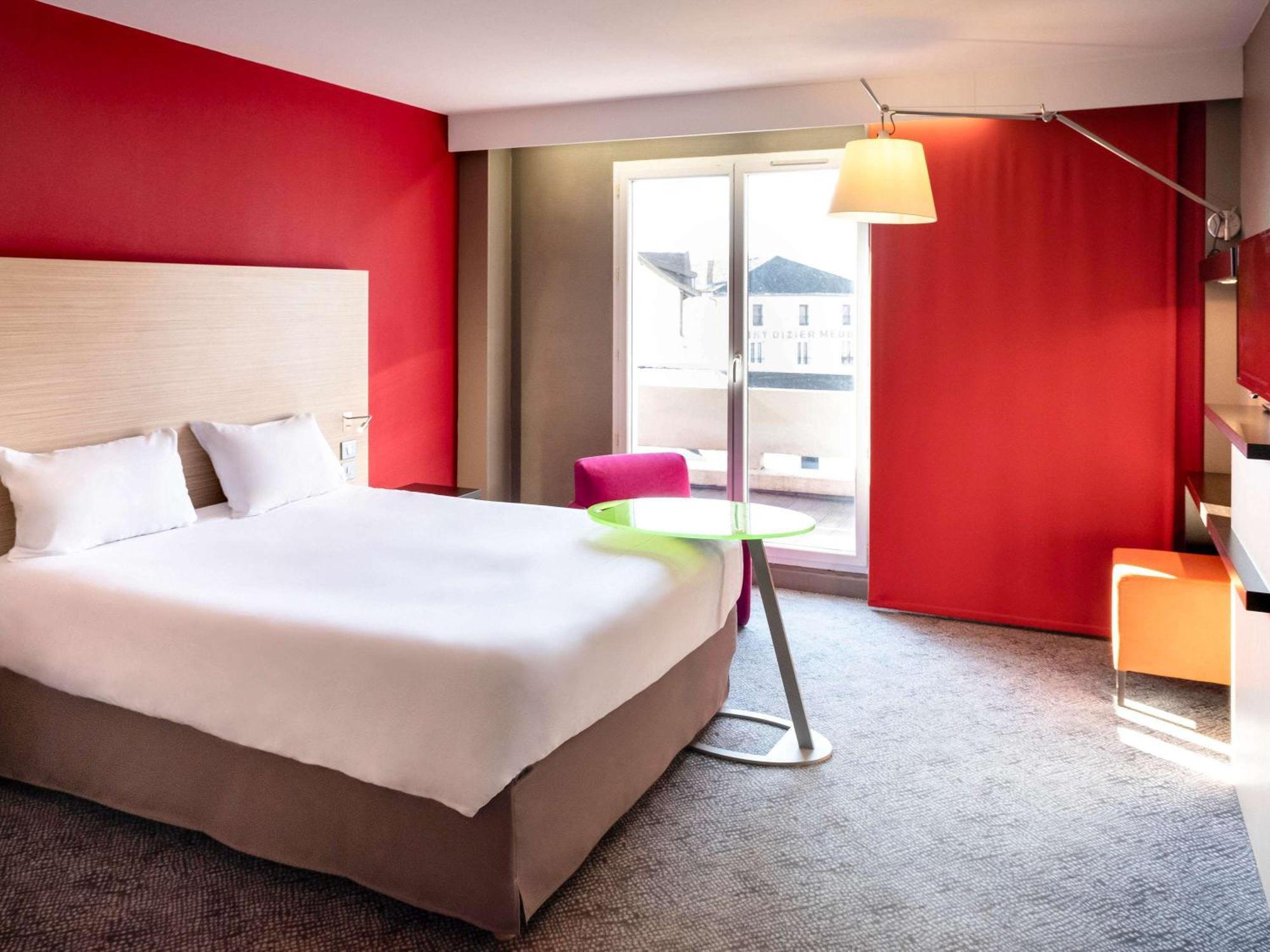 Hotel Ibis Styles Saint Dizier Esterno foto